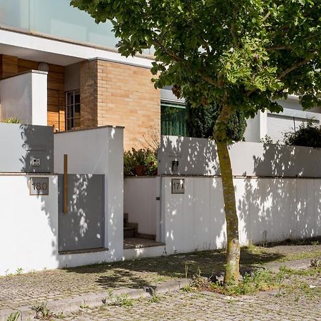 Апартаменти Joivy Sleek House Balcony & 2 Terraces In Porto Мая Екстер'єр фото