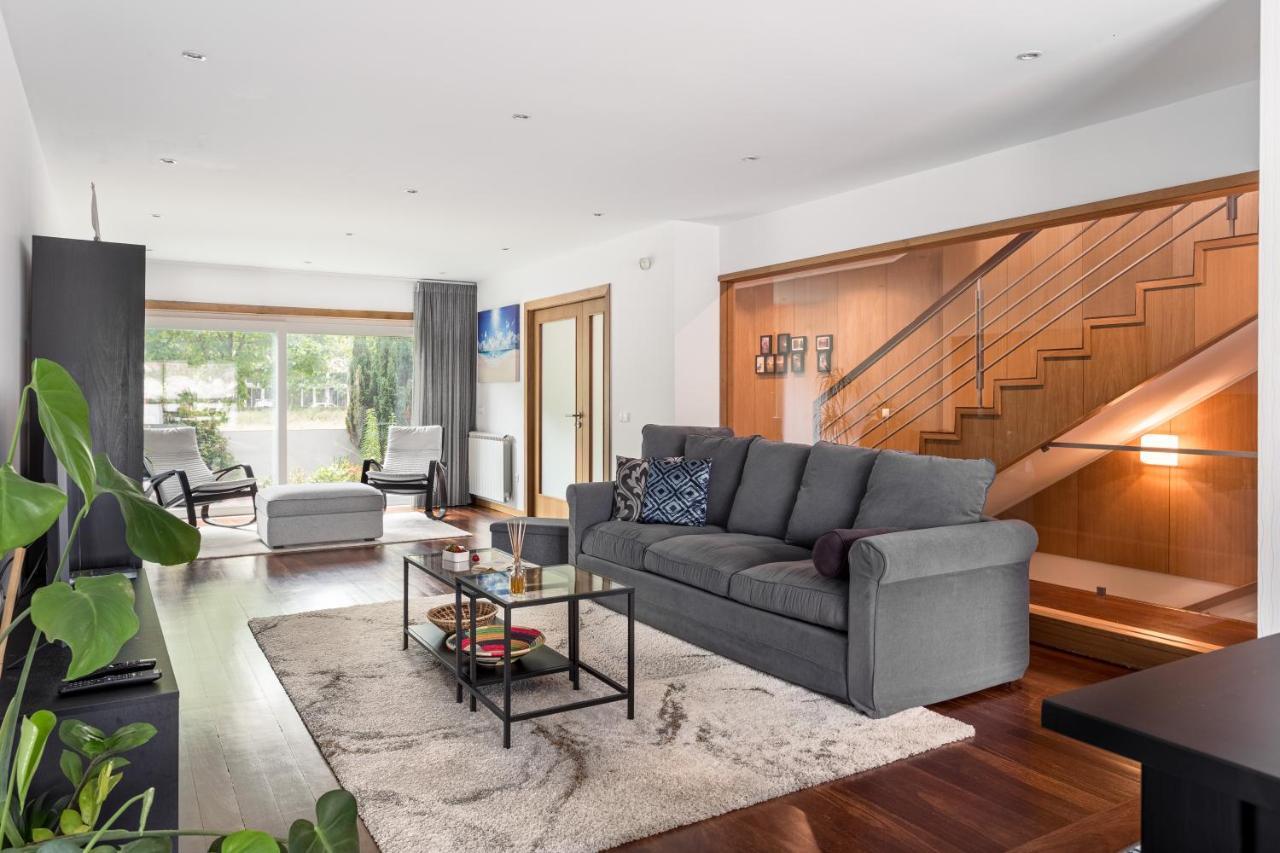 Апартаменти Joivy Sleek House Balcony & 2 Terraces In Porto Мая Екстер'єр фото