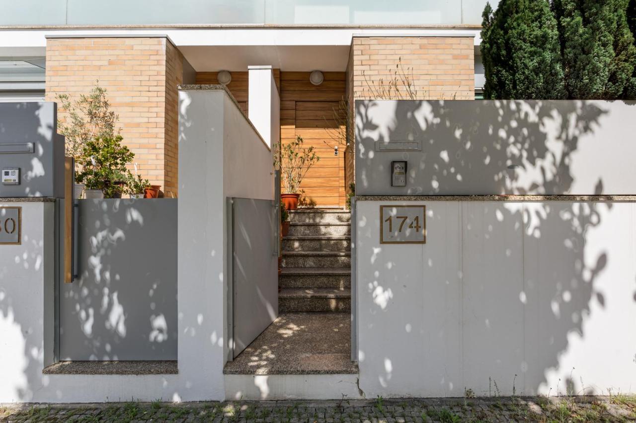 Апартаменти Joivy Sleek House Balcony & 2 Terraces In Porto Мая Екстер'єр фото
